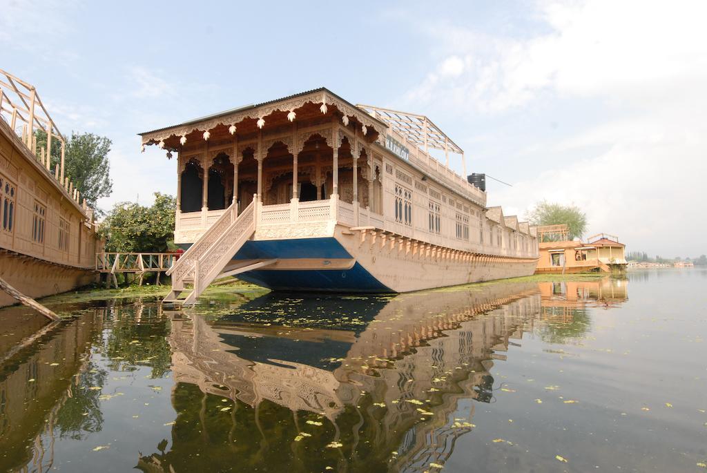 Khilona Luxury Heritage Houseboats Srīnagar Exterior foto